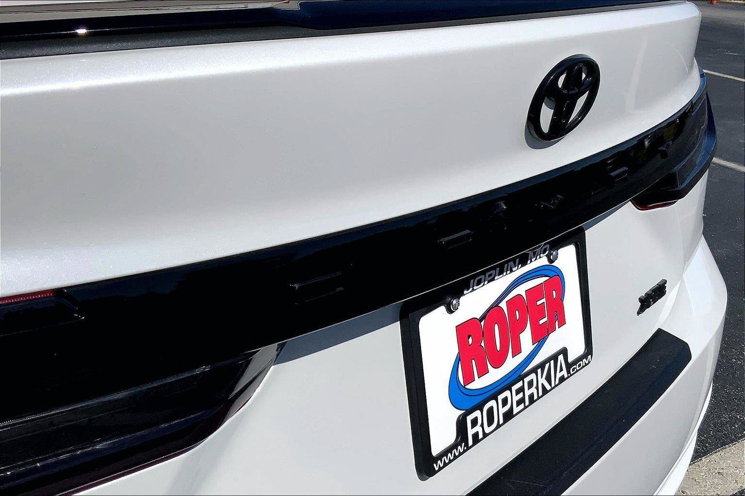 Used 2025 Toyota Camry XSE AWD/4WD image 30