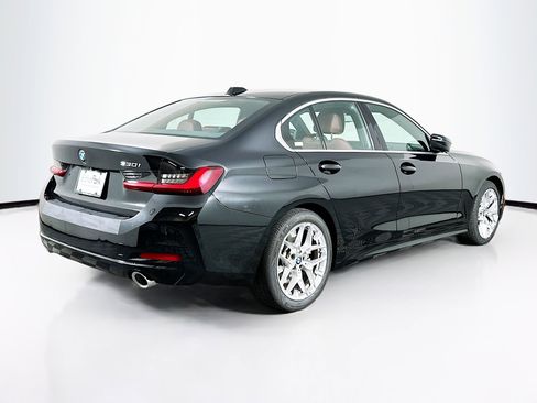 Used 2025 BMW 330i Sedan image 9