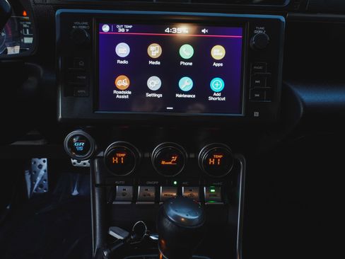 Used 2022 Toyota GR86 Premium image 15