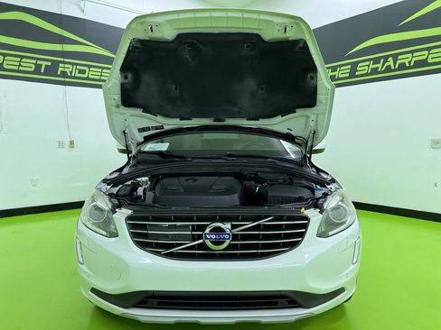 Used 2016 Volvo XC60 T6 Platinum w/ Climate Package FWD image 4
