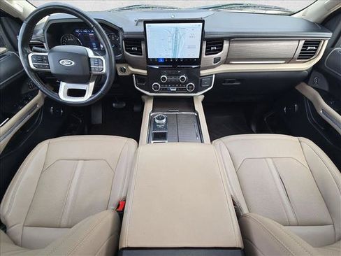 Used 2024 Ford Expedition Max Limited RWD image 19