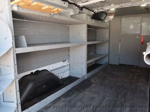 Used 2018 Ford Transit 350 148 Low Roof RWD image 17