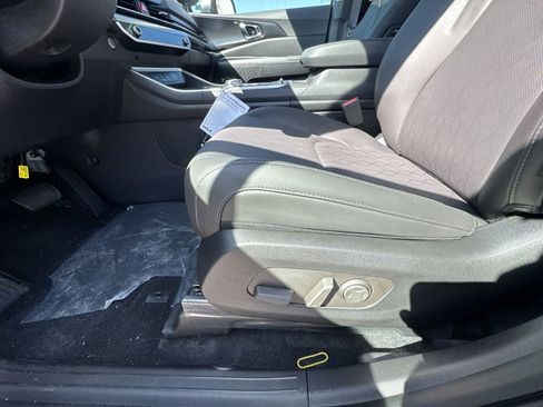New 2026 Kia Carnival SX FWD image 12