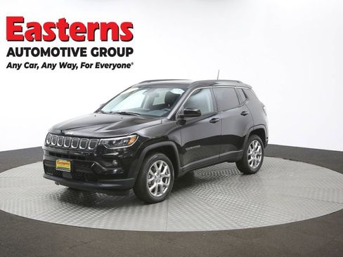 Used 2022 Jeep Compass Latitude w/ Sun and Sound Group image 54