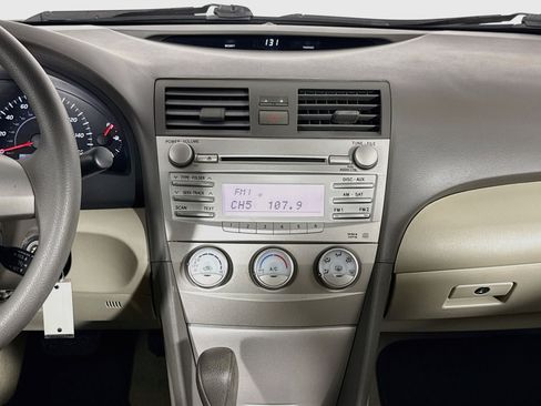 Used 2011 Toyota Camry LE w/ LE Extra-Value Pkg FWD image 26