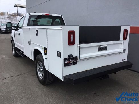 Used 2020 Ford F350 XL w/ Power Equipment Group image 7