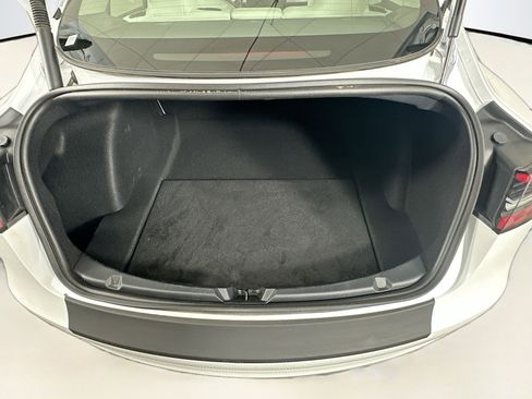 Used 2023 Tesla Model 3 Standard Range image 26