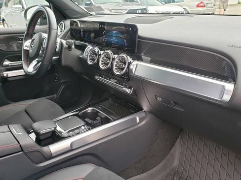 Certified 2023 Mercedes-Benz GLB 250 4MATIC image 20