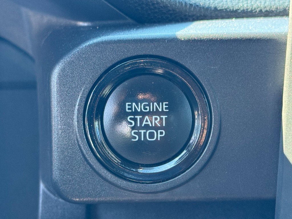 Used 2025 Toyota Tacoma SR5 RWD image 37