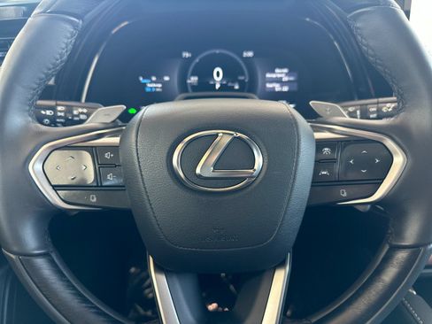 Used 2025 Lexus RX 350 w/ Convenience Package AWD/4WD image 27