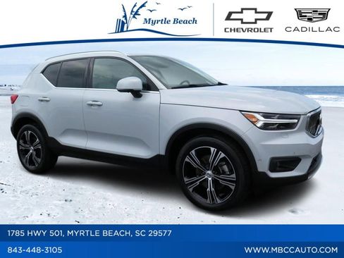 Used 2022 Volvo XC40 T5 Inscription w/ Advanced Package AWD/4WD image 1