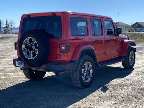 Certified 2019 Jeep Wrangler Unlimited Sahara AWD/4WD image 14