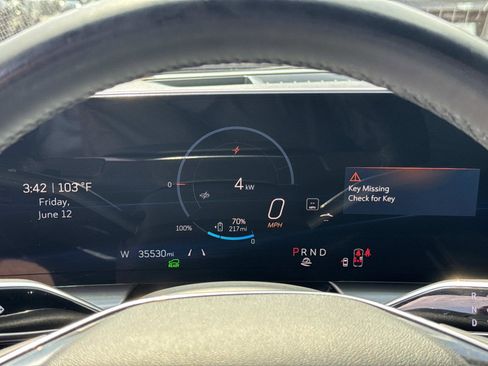 Certified 2024 Cadillac Lyriq Luxury AWD/4WD image 19