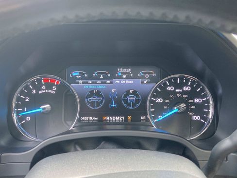 Used 2017 Ford F350 Platinum w/ Platinum Ultimate Package AWD/4WD image 23