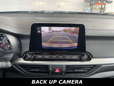 Used 2024 Kia Forte LXS w/ LXS Technology Package image 10