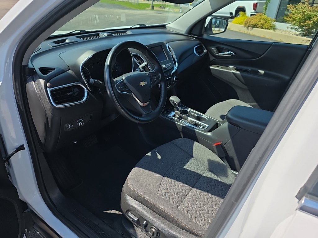 Used 2024 Chevrolet Equinox LT AWD/4WD image 20