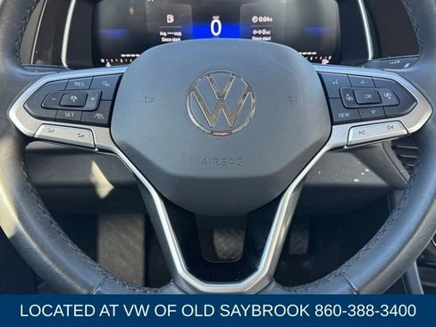 Certified 2024 Volkswagen Jetta SE FWD image 34