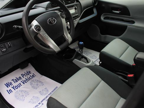 Used 2013 Toyota Prius C Two FWD image 11