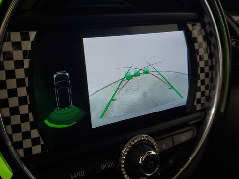 Used 2019 MINI Cooper 2-Door Hardtop image 20