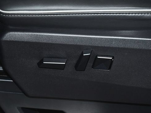 Used 2025 Tesla Cybertruck AWD Crew Cab image 45