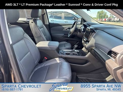 Used 2019 Chevrolet Traverse LT w/ LT Premium Package AWD/4WD image 30