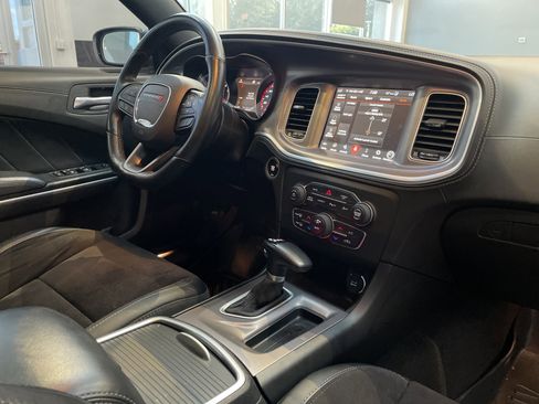 Used 2022 Dodge Charger Scat Pack RWD image 42