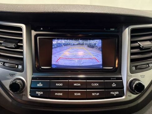 Used 2017 Hyundai Tucson Sport image 21