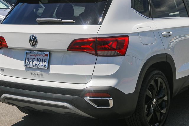 Used 2023 Volkswagen Taos SE FWD image 11