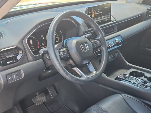 Used 2024 Honda Pilot EX-L image 12