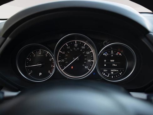 Used 2023 MAZDA CX-5 AWD 2.5 S w/ Preferred Package image 4