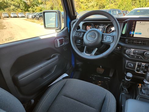 New 2025 Jeep Wrangler Sport S image 19
