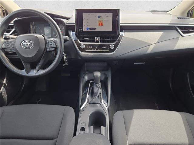 Used 2025 Toyota Corolla LE FWD image 17