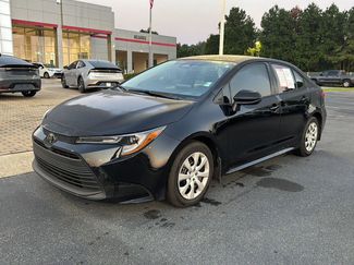 Certified 2025 Toyota Corolla LE image 1