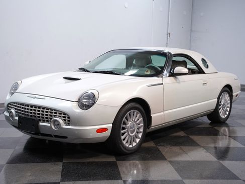 Used 2005 Ford Thunderbird 50th Anniversary RWD image 6