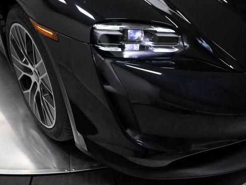 Certified 2022 Porsche Taycan 4S image 12