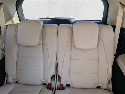 Used 2021 Mercedes-Benz GLS 450 4MATIC image 23