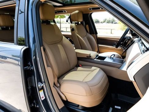 New 2026 Land Rover Range Rover Long Wheelbase SE AWD/4WD image 44