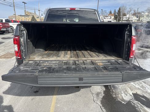 Used 2019 Ford F150 XLT w/ Equipment Group 302A Luxury image 5