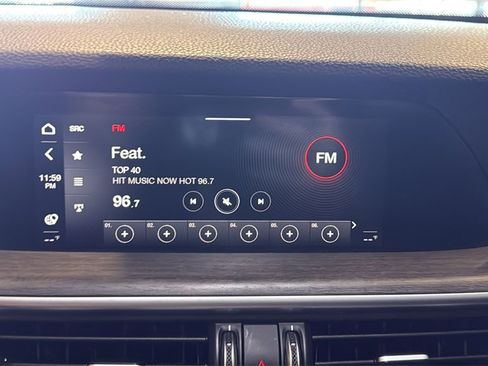 Used 2020 Alfa Romeo Stelvio Ti w/ Nero Edizione image 27