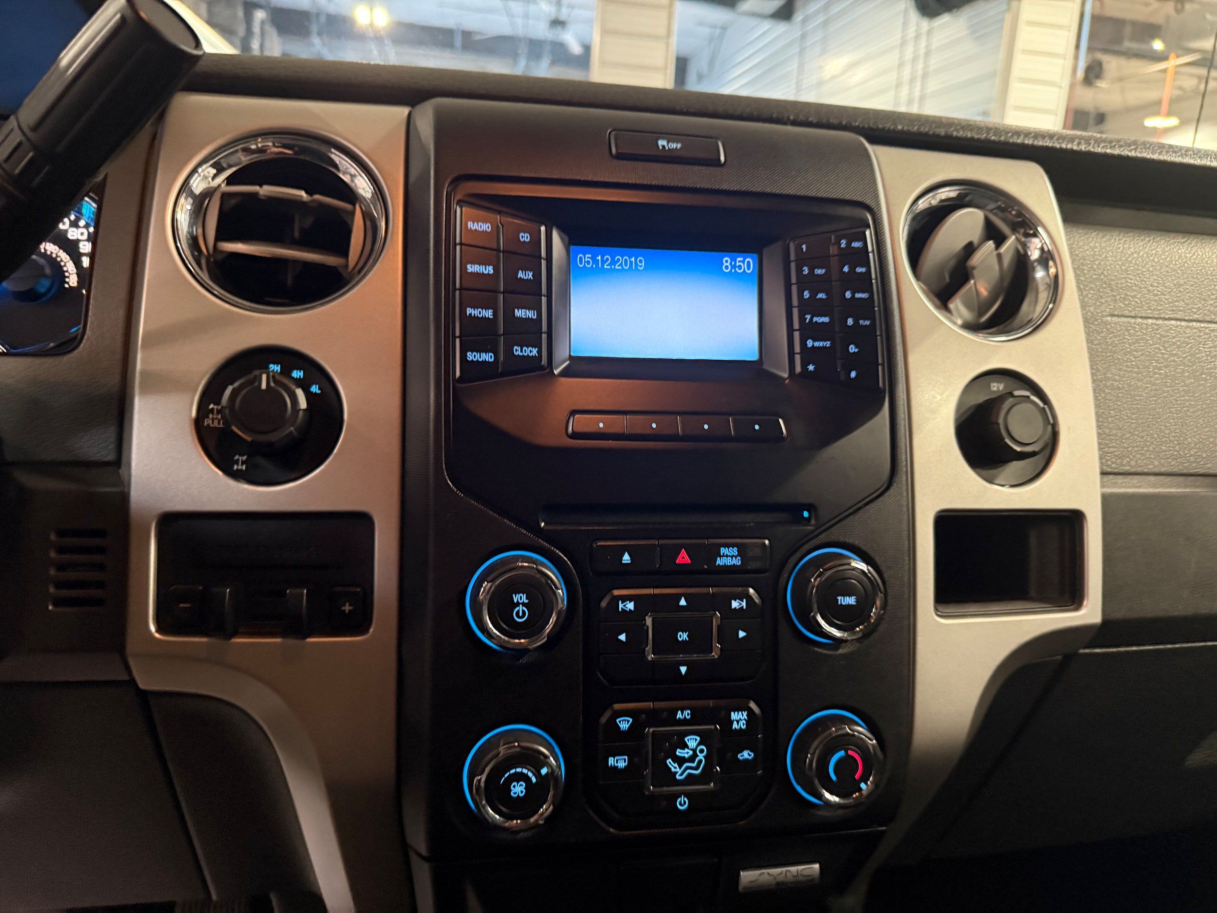 Used 2013 Ford F150 XLT w/ Luxury Equipment Group AWD/4WD image 48
