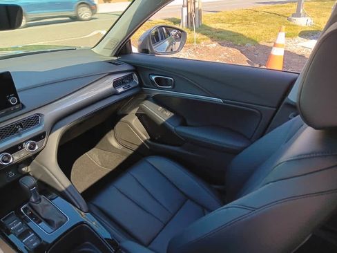 Used 2025 Acura Integra FWD image 12