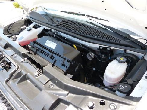 Used 2022 Chevrolet Express 2500 w/ Driver Convenience Package image 10