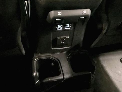 Used 2024 Jeep Gladiator Mojave AWD/4WD image 31