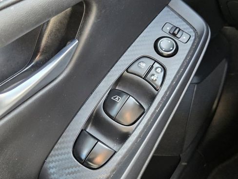 Certified 2022 Nissan Sentra SV image 22
