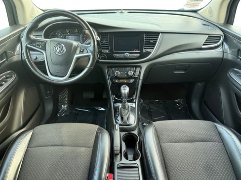 Used 2022 Buick Encore Preferred w/ Safety Package image 6