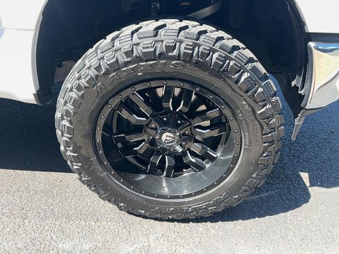 Used 2018 Ford F150 XLT w/ Equipment Group 301A Mid AWD/4WD image 17