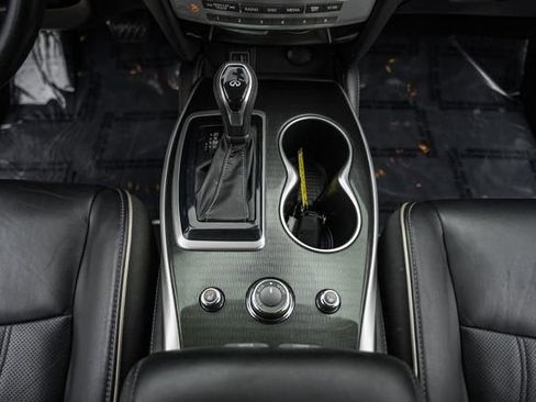 Used 2020 INFINITI QX60 Luxe w/ Essential Package image 21