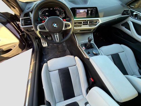 Used 2022 BMW M4 Coupe w/ Executive Package image 16
