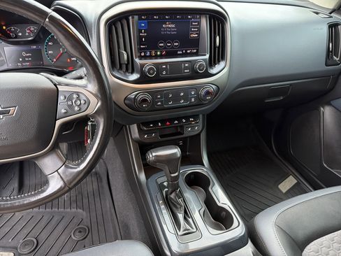 Used 2020 Chevrolet Colorado Z71 image 29