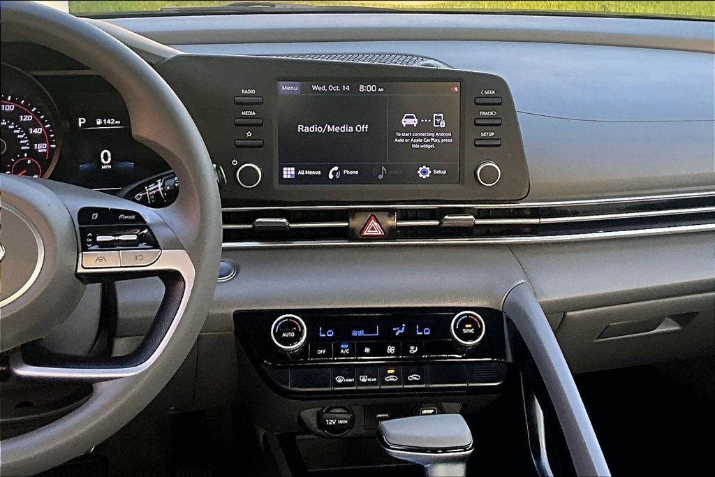 Used 2021 Hyundai Elantra SEL FWD image 8